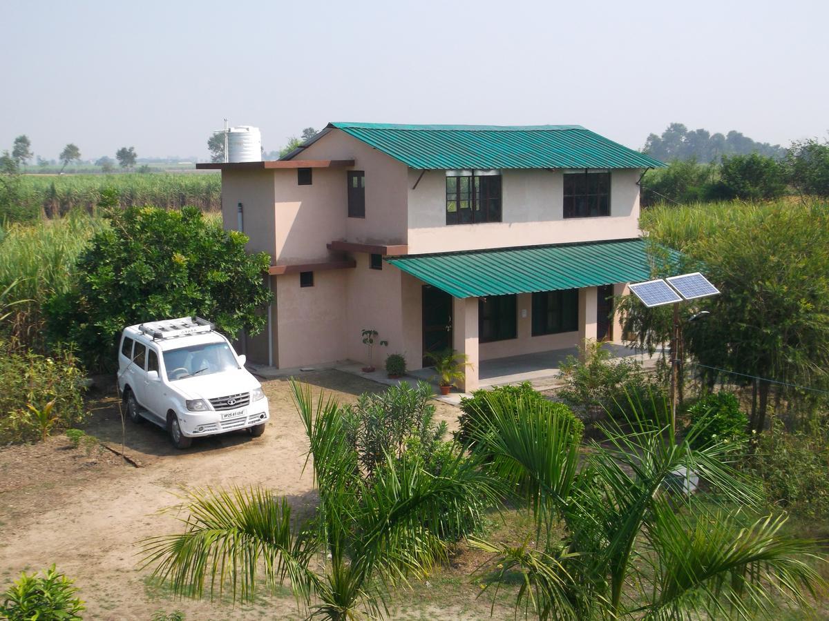 V Resorts Dudhwa Wilderness Camp Lakhimpur Luaran gambar